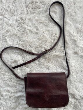 Vera Pelle leather Crossbody Bag in Deep Brown